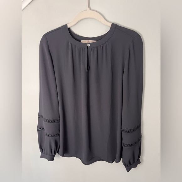 LOFT Tops - Ann Taylor Loft NWT XSP gray peasant top balloon sleeve blouse round neck silky